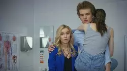 Сериалы про любовные треугольники